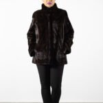 haina lunga, vizon natural, ciocolata intensa, haina eleganta, haina lux, Haină Lungă din Vizon Natural – Eleganță în Tonuri de Ciocolată Intensă