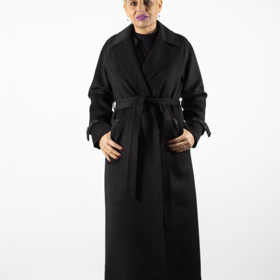 palton negru, palton clasic, palton elegant, palton iarna, palton versatil, Palton Negru Clasic – Eleganță și Versatilitate