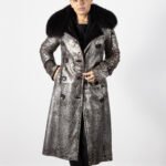 cojoc elegant din piele, Cojoc Piele Naturală cu Guler din Blană de Vulpe – Design Patinat Arămiu