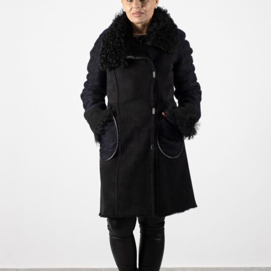 cojoc elegant, material natural, detalii fine, cojoc iarna, cojoc modern, Cojoc Elegant Din Material Natural Cu Detalii Fine