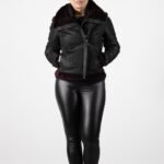 cojoc negru, Cojoc Negru Cu Design Modern Și Detalii Elegante