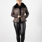 jacheta maro, design modern, croiala slim, jacheta urbana, jacheta iarna, Jachetă Maro Cu Design Modern Și Croială Slim
