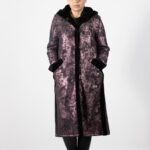 cojoc cu design metalic, Cojoc Metalic Și Accente Elegante
