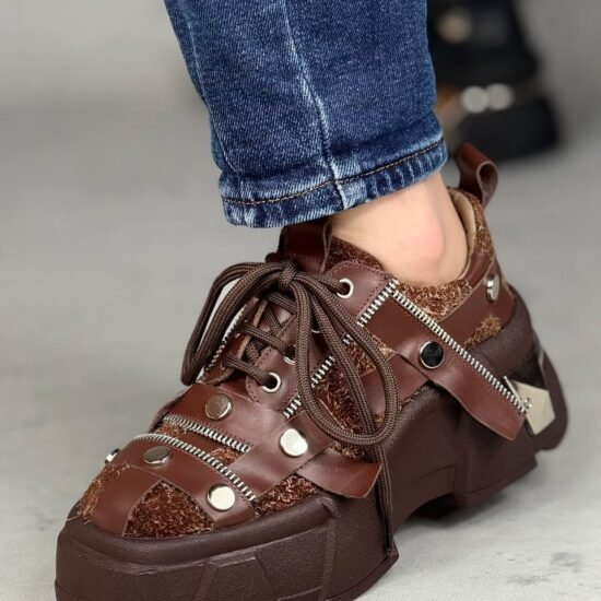 Sneakers maro cu detalii metalice, sneakers maro, adidasi dama, pantofi sport, detalii metalice, sneakers casual