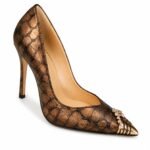 Pantofi Stiletto cu Textură de Sarpe și Accente Aurii