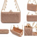Geantă de Seară Tip Box Clutch Aurie Incrustată cu Cristale și Lanț cu Perle
