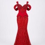 Rochie Lungă Roșu-Pasiune de Seară cu Corset Brodat Manual, Peplum Sculptural, Umeri Căzuți Drapați și Fustă Sirenă din Tul Brodat cu Mărgele