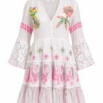 Rochie Scurtă din Pânză de Bumbac Albă cu Aplicații Marine 3D, Broderie Roz-Neon și Mâneci Clopot din Dantelă