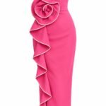 Rochie Lungă/Midi Roz-Magenta Strapless din Crep cu Floare 3D Sculpturală și Volan Drapat Conturat cu Micro-Perle