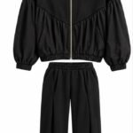Costum Arhitectural Sport-Chic Two-Piece din Jachetă cu Fermoar și Pantaloni Asortați în Nuanță Negru-Abanos