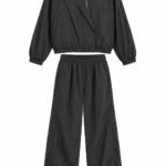 Costum Arhitectural Sport-Chic Two-Piece din Jachetă Asimetrică cu Fermoar Diagonal și Pantaloni Larga Asortați în Nuanță Negru-Abanos
