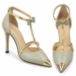 Pantofi Arhitecturali din Piele cu Vârf Metalic, Barete T-Strap Aurii cu Fundă și Toc Stiletto în Nuanță Verde Salvie