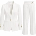 Costum Arhitectural din Două Piese cu Sacou Tailored cu Nasture Unic și Pantaloni Drepți în Nuanță Alb Pur / Ecru
